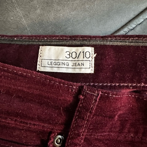 GAP HIGH RISE CORDUROY VINTAGE SLIM JEANS MAROON / WINE SZ-30/10 - Picture 5 of 6